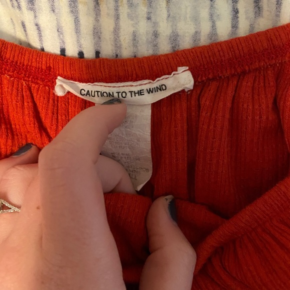 Off the Shoulder Red Crop Top - Picture 2 of 2